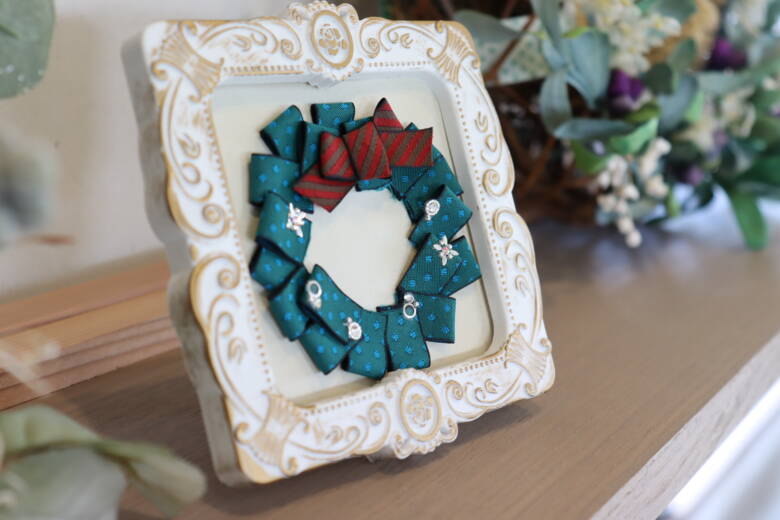 クリスマスリースの作り方