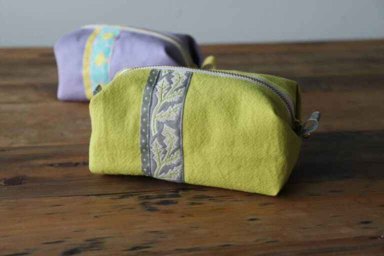 キャラメルポーチ